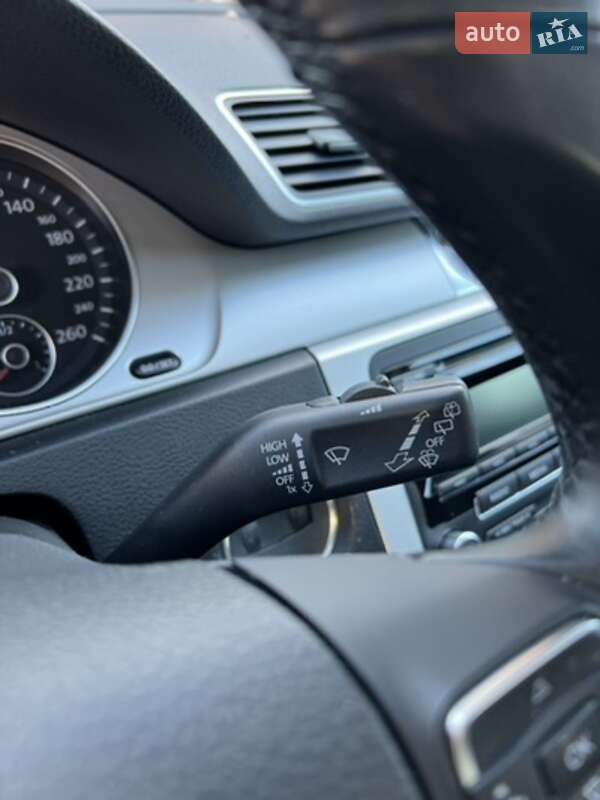 Універсал Volkswagen Passat 2014 в Виноградові