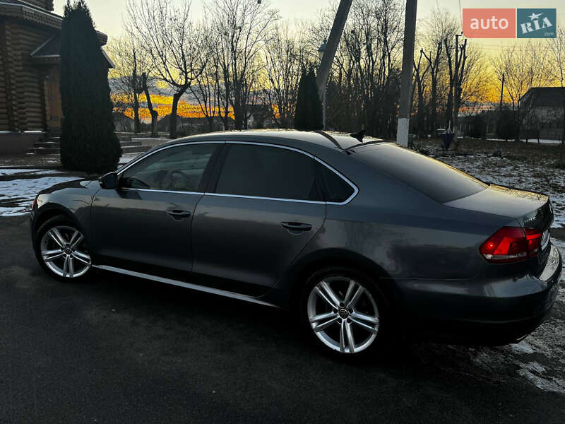 Седан Volkswagen Passat 2014 в Киеве