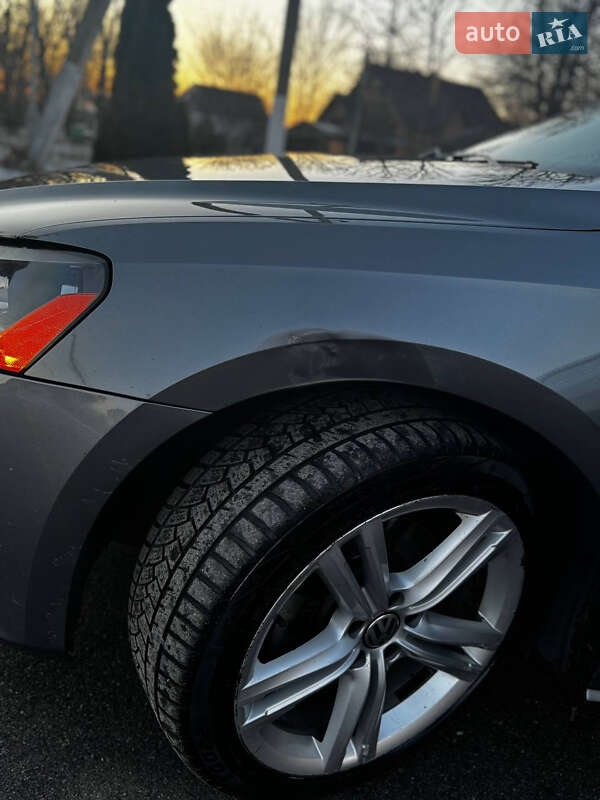 Седан Volkswagen Passat 2014 в Киеве