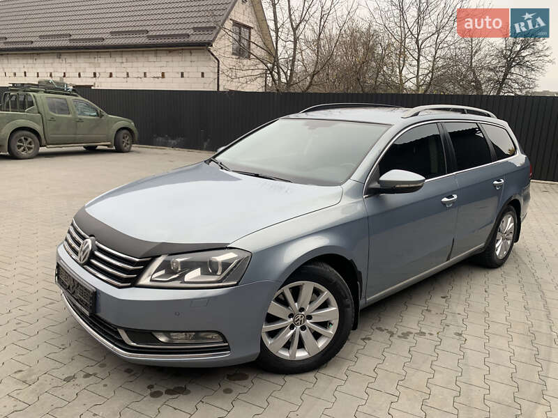 Універсал Volkswagen Passat 2012 в Бердичеві