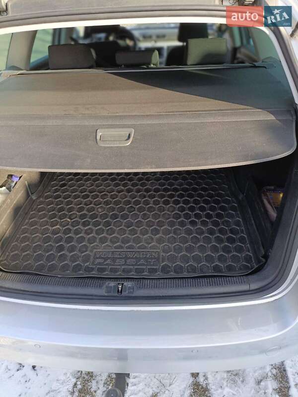 Универсал Volkswagen Passat 2014 в Тростянце