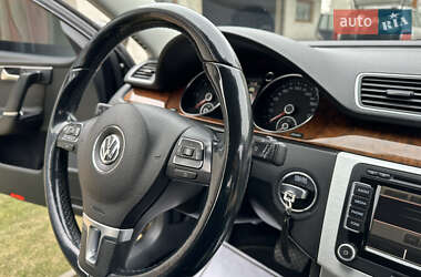 Универсал Volkswagen Passat 2011 в Снятине