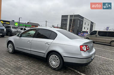 Седан Volkswagen Passat 2006 в Виннице