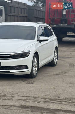 Универсал Volkswagen Passat 2018 в Томашполе