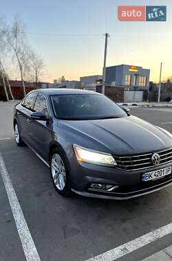 Седан Volkswagen Passat 2018 в Здолбуніві