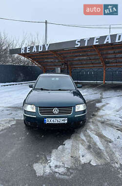 Седан Volkswagen Passat 2001 в Харькове