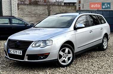 Универсал Volkswagen Passat 2010 в Стрые