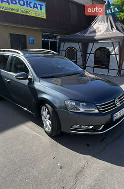 Универсал Volkswagen Passat 2012 в Конотопе