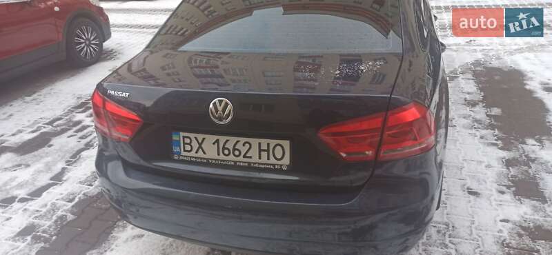 Седан Volkswagen Passat 2011 в Хмельницком