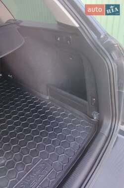 Універсал Volkswagen Passat 2013 в 