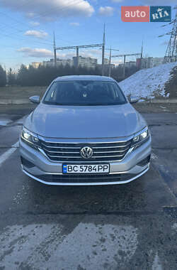 Седан Volkswagen Passat 2020 в 