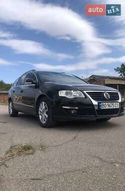 Універсал Volkswagen Passat 2009 в Кропивницькому