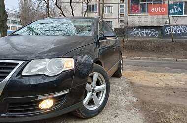 Универсал Volkswagen Passat 2008 в Харькове