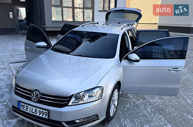 Универсал Volkswagen Passat 2012 в Львове