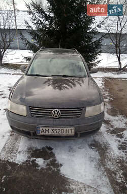 Универсал Volkswagen Passat 1998 в Житомире