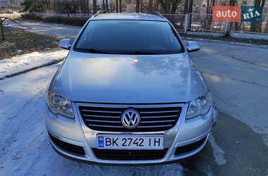 Универсал Volkswagen Passat 2007 в Нетешине