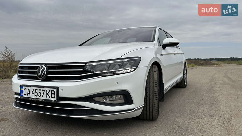 Універсал Volkswagen Passat 2019 в Умані