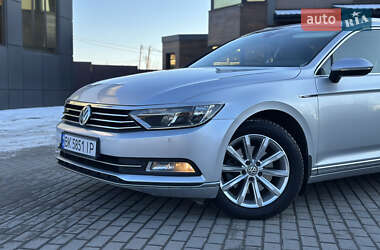 Універсал Volkswagen Passat 2015 в Рівному