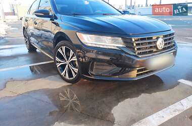 Седан Volkswagen Passat 2021 в Києві