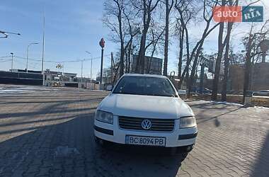 Седан Volkswagen Passat 2001 в Львове