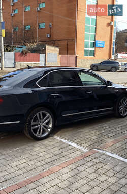 Седан Volkswagen Passat 2016 в Умани