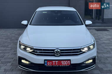 Седан Volkswagen Passat 2019 в 