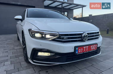 Седан Volkswagen Passat 2019 в 