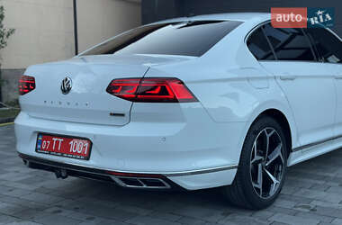 Седан Volkswagen Passat 2019 в 