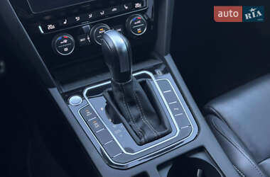 Седан Volkswagen Passat 2019 в 