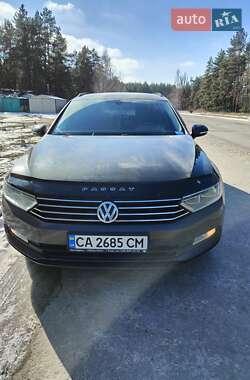 Универсал Volkswagen Passat 2015 в 