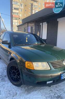 Седан Volkswagen Passat 1997 в Знаменке