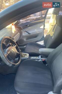 Седан Volkswagen Passat 1997 в 