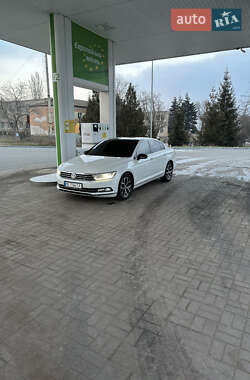 Седан Volkswagen Passat 2018 в 