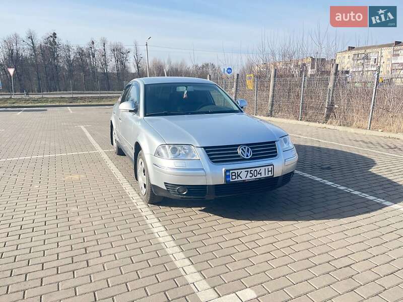 Седан Volkswagen Passat 2006 в Луцке