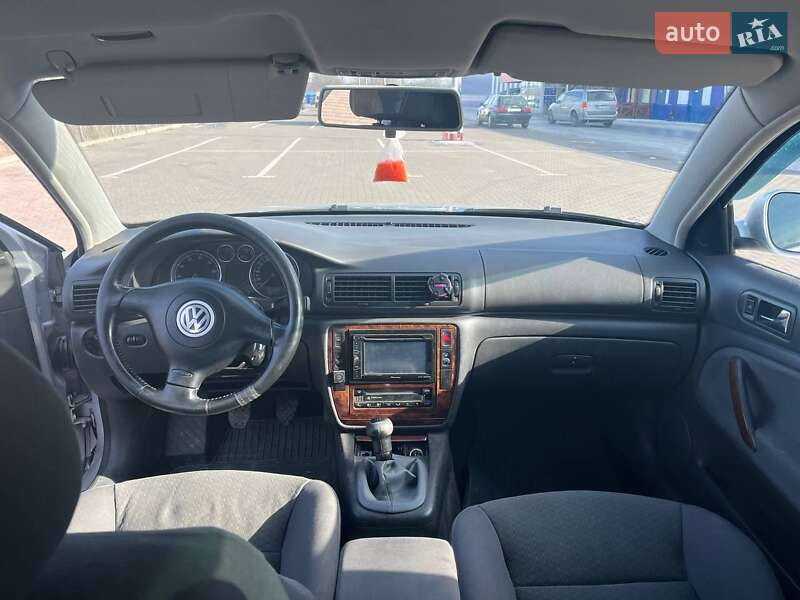 Седан Volkswagen Passat 2006 в Луцке