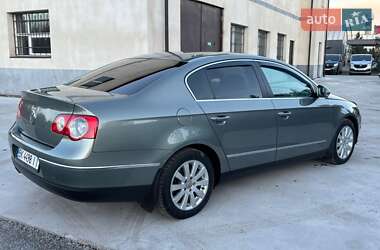 Седан Volkswagen Passat 2009 в Дубно