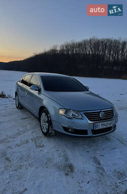 Седан Volkswagen Passat 2005 в Знаменке