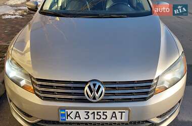 Седан Volkswagen Passat 2012 в Києві