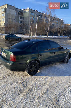 Седан Volkswagen Passat 1998 в Борисполі