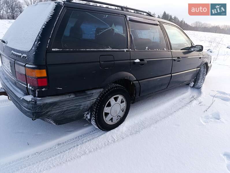 Універсал Volkswagen Passat 1991 в Глухові