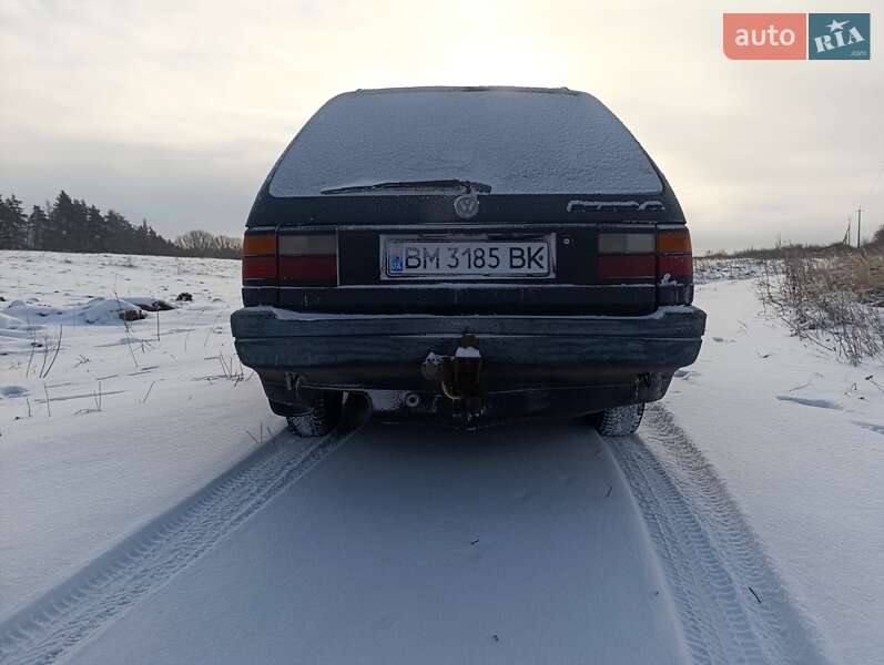 Універсал Volkswagen Passat 1991 в Глухові