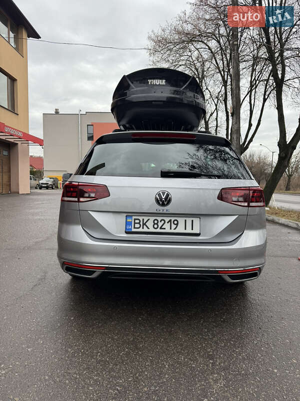Универсал Volkswagen Passat 2022 в Киеве фото 5 Универсал Volkswagen Passat 2022 в Киеве