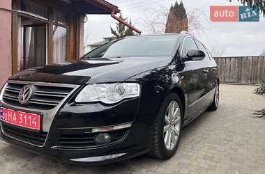 Універсал Volkswagen Passat 2010 в Львові