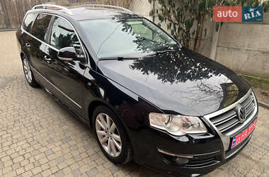 Універсал Volkswagen Passat 2010 в Львові