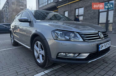 Универсал Volkswagen Passat 2014 в Житомире