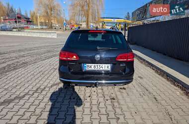 Універсал Volkswagen Passat 2013 в 
