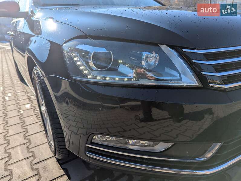 Универсал Volkswagen Passat 2013 в Ровно