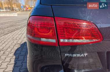 Універсал Volkswagen Passat 2013 в 