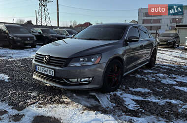 Седан Volkswagen Passat 2012 в Києві