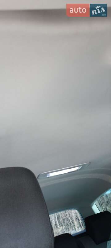 Универсал Volkswagen Passat 2011 в Коростене